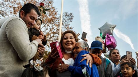Mexican families get quick reunions with migrant relatives